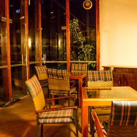 Hostel Vagueira Surf Camp *